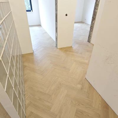 Montáž, brúsenie parkiet a drevených podláh