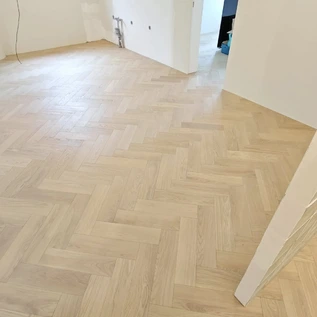 Renovácia parkiet bielený dub Bratislava